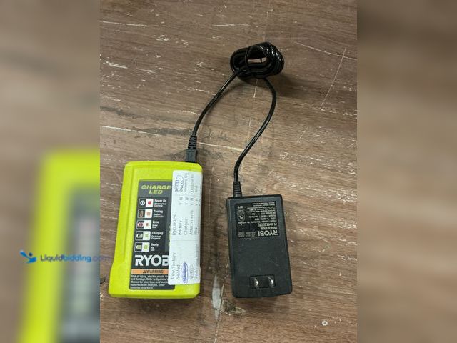 Lot 49-3528500 - Ryobi OP404 Lithium-ion 40 Volt Battery Charger (tested works) Used