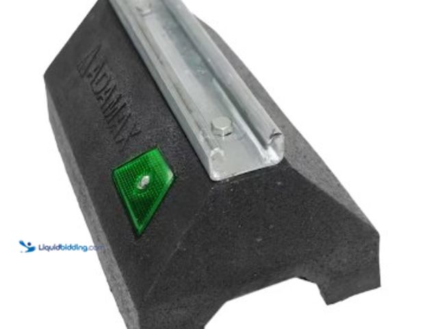 Lot 49-2025022 - Lot of (2) Adamax 0.89 ft Rooftop Support Block with 14-Gauge Steel Solid Strut Channel Type B, Mode...