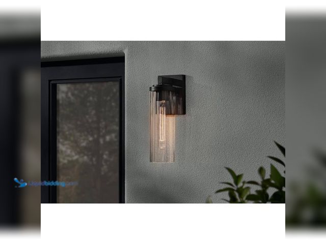 Lot 49-5484546 - Hampton Bay
Bannack 14 in. 1-Light Black Outdoor Wall Light Fixture with Clear Cylinder Glass Unuse...
