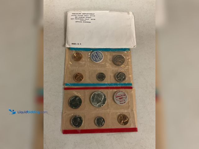 Lot 49-1804586 - 1968 UNCIRCULATED US MINT SET 10 COINS IN PLASTIC SLEEVES.
