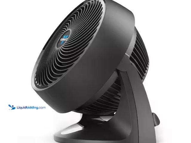 Lot 49-3614729 - Vornado 633 Mid-Size 9 in. Whole Room Air Circulator Fan, Model # CR1-0120-06, Unused, Powers on.  R...
