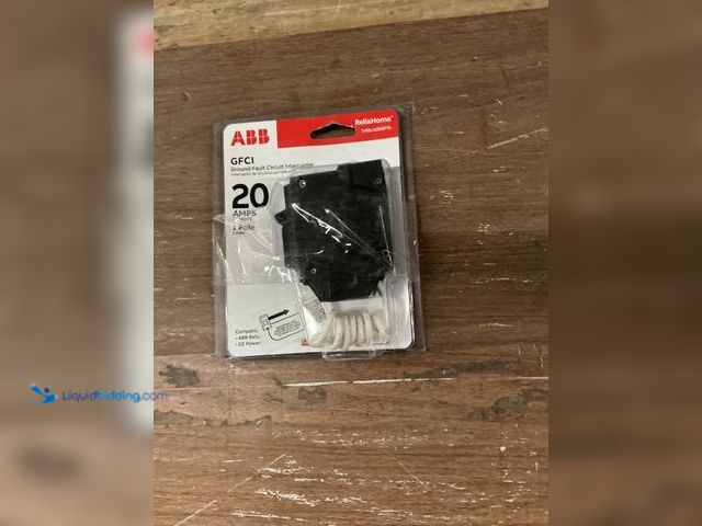 Lot 49-5449517 - ABB
20 Amp 1-Pole Ground Fault Breaker with Self-Test (THQL1120GFTA) Unused