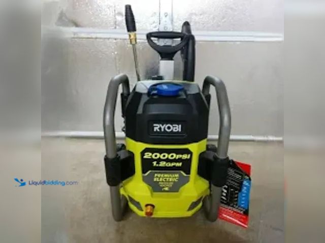 Lot 49-5541356 - 2100 PSI 1.2 GPM Cold Water Corded Electric Pressure Washer with Foamer (powers on) (no nozzle) Used