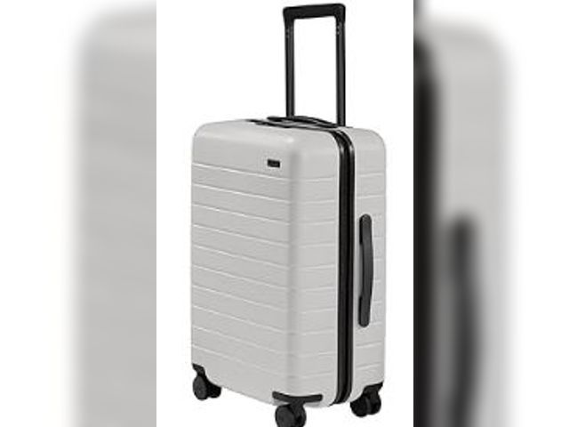 Lot 49-1517559 - Away Bigger Carry-On Luggage, Lightweight Hardside Large Suitcase with Spinner Wheels, TSA Lock, Air...