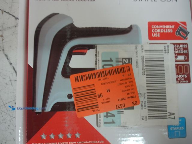 Lot 49-1629183 - Husky 8 Ton Bottle Jack, Model # HPL8BW-ZDT-TH, Unused, Has attachments.  Ref#BIN0716