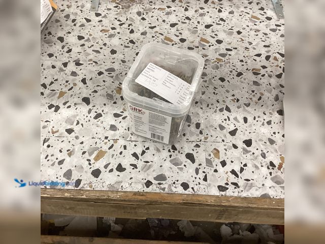 Lot 49-5452356 - GRK Fasteners
#8 x 2-1/2 in. Star Drive Washer Head Cabinet Wood Screw (330-Piece per Pack) SKU # 5...