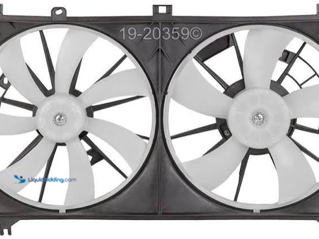 Lot 49-5543099 - Radiator Cooling Fan Assembly - Model Unknown