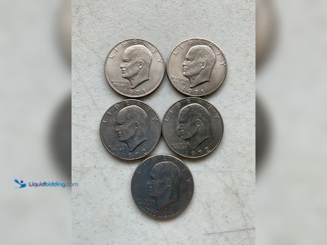 Lot 49-5350278 - LOT OF 5 “IKE” EISENHOWER LARGE ONE DOLLAR COINS INCLUDING 1971, 1972 AND 1976