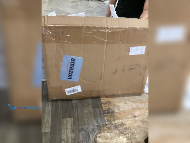 Lot 49-3523533 - 26" x 19" picture frame 3 pack. Unused.