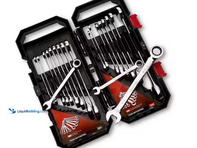 Lot 49-3433409 - Husky 72-Tooth Ratcheting SAE/MM Combination Wrench Set , Model # HRW20PCFOLD, Slightly used, Missin...