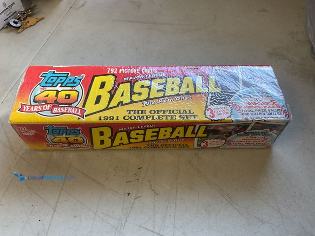 Lot 49-1830473 - COLLECTIBLE WOW! FACTORY SEALED 1991 TOPPS BASEBALL 792 CARD SET INCLUDING RICKY HENDERSON AND MANY ...