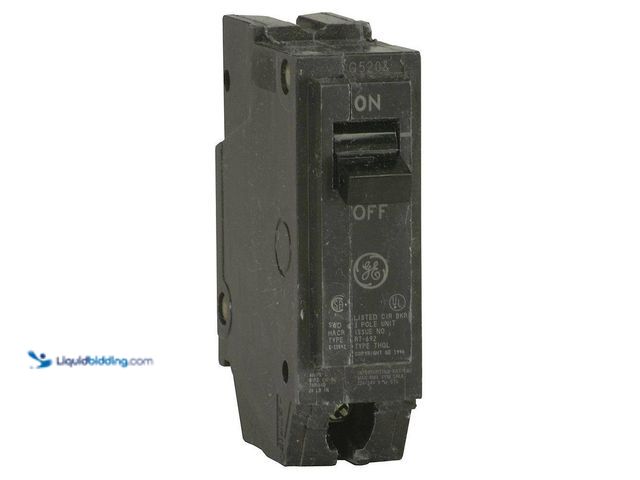 Lot 49-3512474 - GE
Q-Line 20 Amp 1 in. Single-Pole Circuit Breaker (4 PK) (Unused)