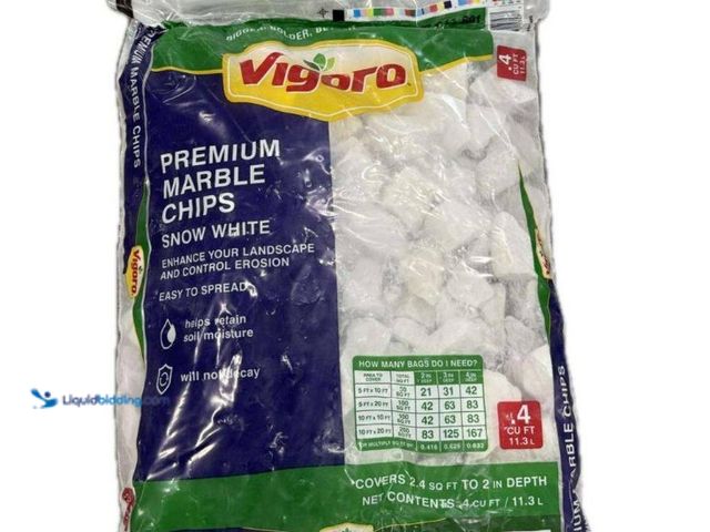 Lot 49-5552227 - QTY 2 - Vigoro
0.40 cu. ft. 0.5 in. to 1.5 in. Snow White Marble Chips. Model # RFWMC1-30. Unused