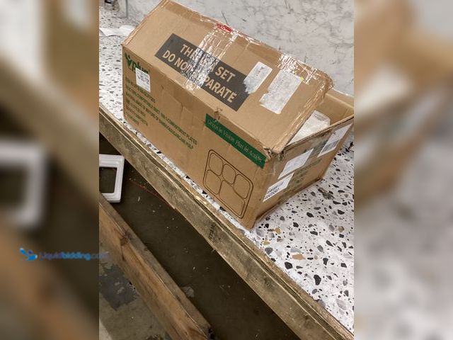 Lot 49-5460580 - Pack of Compostable Food Trays Item is unused in a PK of 2.