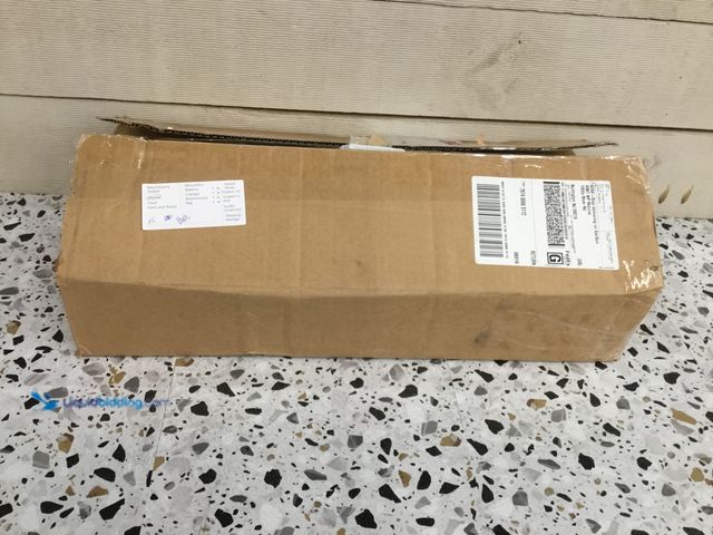 Lot 49-5410252 - Black Duffle Carry Bag. Unused