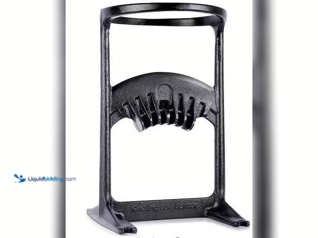 Lot 49-5486254 - Heavy-Duty 18 lb Cast Iron Firewood Splitter with 10.2" Axe-Style Blade - Stable, Durable, One-Piece...