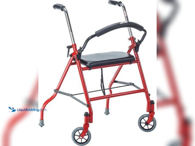 Lot 49-3514556 - Drive Medical 1239RD Foldable Rollator Walker with Seat, Red, 1 Count (Pack of 1) [ASIN: B00P6ZTZ14]...