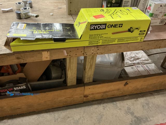 Lot 49-5413325 - RYOBI
ONE+ 18V 22 in. Lithium-Ion Cordless Hedge Trimmer (Tool Only) Unused