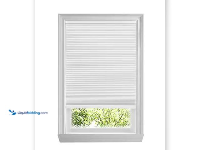 Lot 49-1550521 - 46 in. W x 48 in. L (Actual Size 45.5 in. W x 48 in. L) Home Decorators Collection
Shadow White Cor...