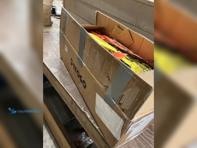 Lot 49-5477950 - PLYOGO Volleyball Net Used