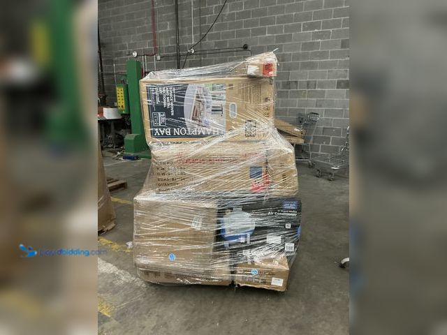 Lot 49-5552948 - Salvage Pallet - IMPORTANT: Please note that the condition of this lot is SALVAGE. Salvage assets ar...