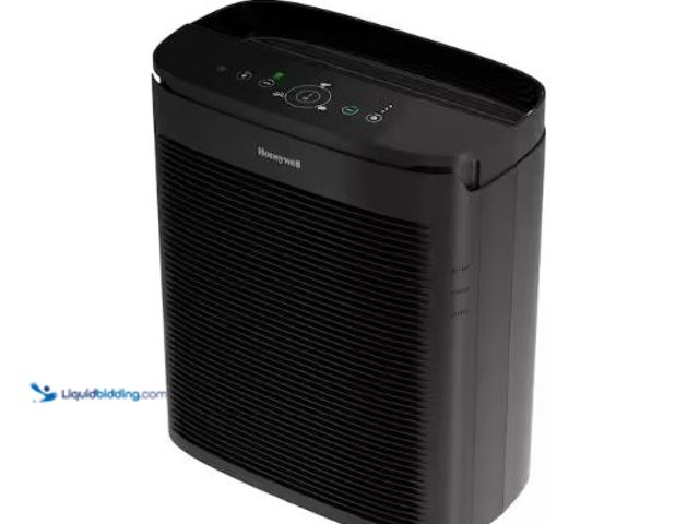 Lot 49-5520514 - Honeywell
PowerPlus HEPA Air Purifier, Extra-Large Room (530 sq. ft.) Black Internet # 312232605
M...