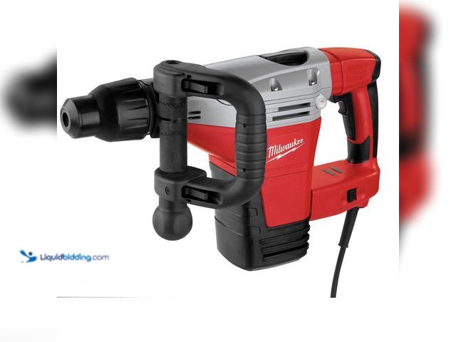 Lot 49-5552720 - Milwaukee 1-3/4 in. SDS Max Demolition Hammer. SKU# 5446-21. Unused and powers on. Has case.