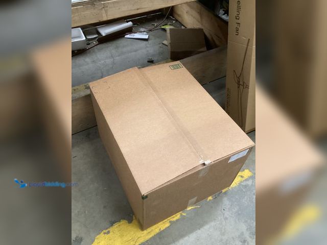 Lot 49-5475807 - Crushed Fabric Memory Foam 11" Incline  Wedge Pillow.  Has pockets on side. Unused