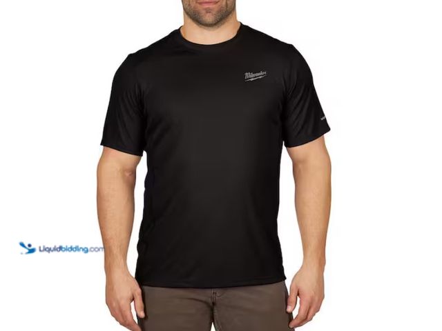 Lot 49-1578061 - Lot of (2) Milwaukee Men's WORKSKIN X-Large Black Lightweight Performance Short-Sleeve T-Shirt, Mode...