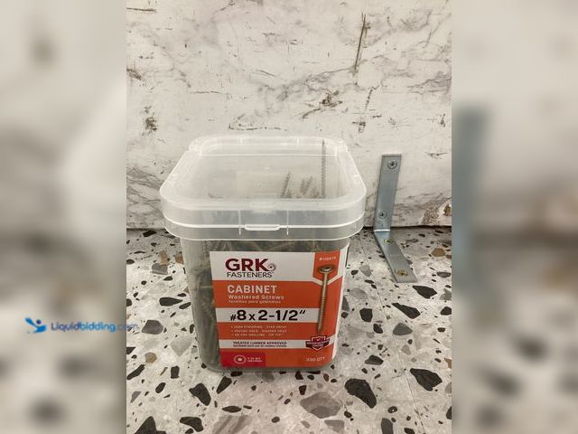 Lot 49-5452067 - GRK Fasteners
#8 x 2-1/2 in. Star Drive Washer Head Cabinet Wood Screw (330-Piece per Pack) SKU # 5...