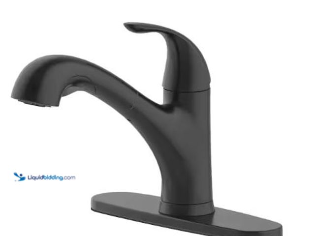 Lot 49-5520620 - Glacier Bay Market Single-Handle Pull-Out Sprayer Kitchen Faucet in Matte Black Internet # 323008732...