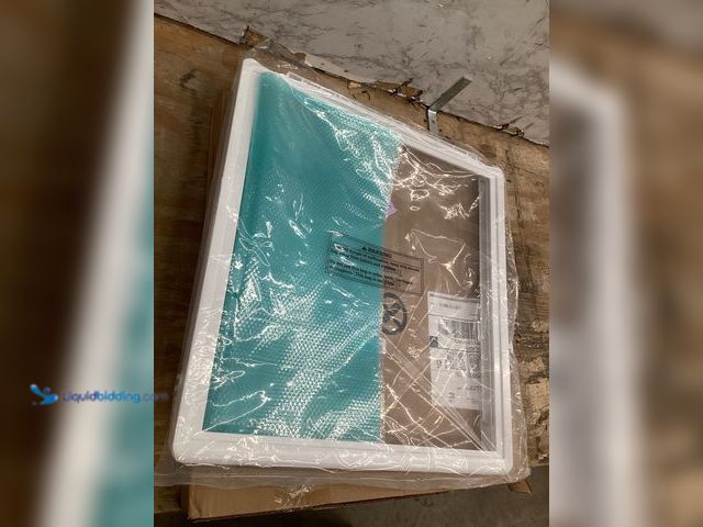 Lot 49-5461086 - Refridgerator Shelf plus mat, unused