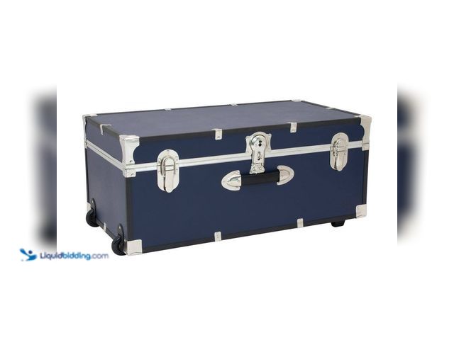 Lot 49-5552713 - Seward Trunk
Seward Explorer 30 in. Trunk with Wheels & Lock, Blue. Model # SWD6113-19. Unused