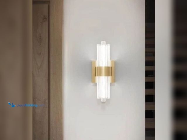 Lot 49-5552031 - Artika Dorado Modern 1-Light Dimmable Gold Integrated LED Wall Sconce. UPC #846979044023. New