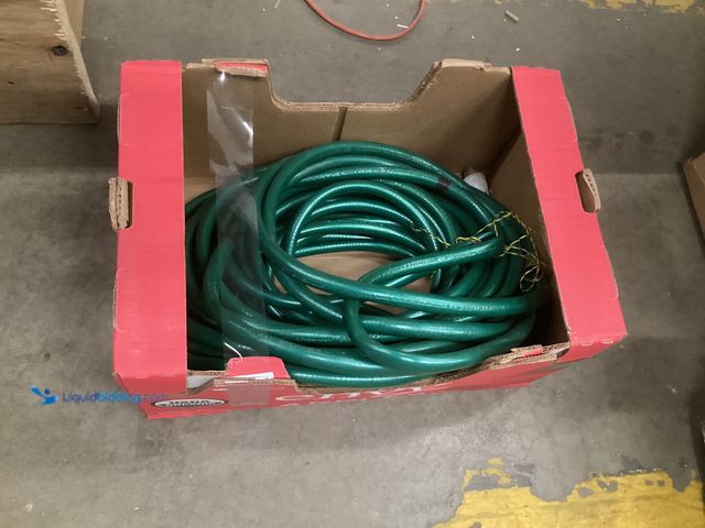 Lot 49-5573359 - Outdoor Garden Hose (Green) Used