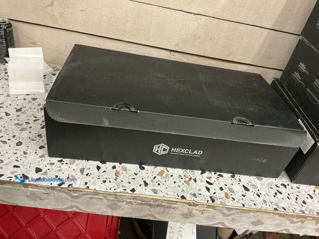 Lot 49-5485323 - HexClad 7-piece Cookware Set. Item 1244601 | Model 859006007083. Unused