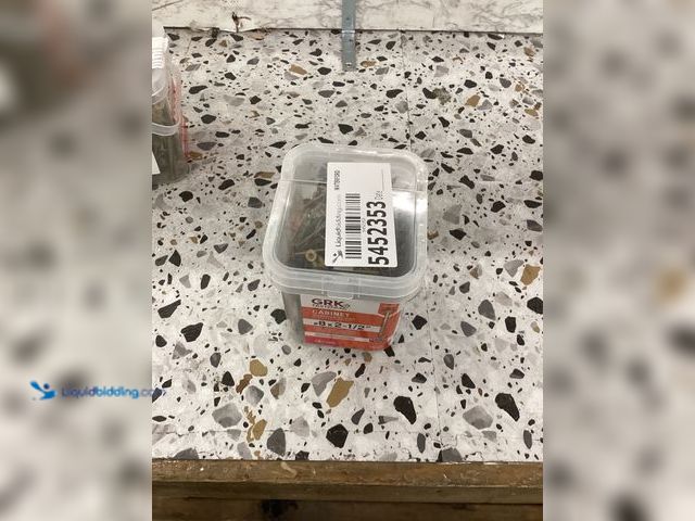 Lot 49-5452353 - GRK Fasteners
#8 x 2-1/2 in. Star Drive Washer Head Cabinet Wood Screw (330-Piece per Pack) SKU # 5...