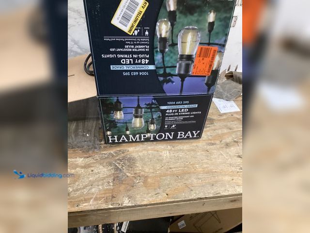 Lot 49-5411972 - Glacier Bay Builders Single Handle 1-Spray Shower Faucet 1.8 GPM with Ceramic Disc Valves, Integral ...
