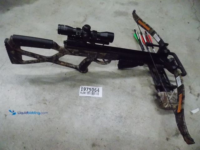 Lot 49-1975064 - 1 Carbon Express 20350 Cross Bow Carbon Express Crossbow With Scope, Arrow Quiver And 4 Arrows Used ...