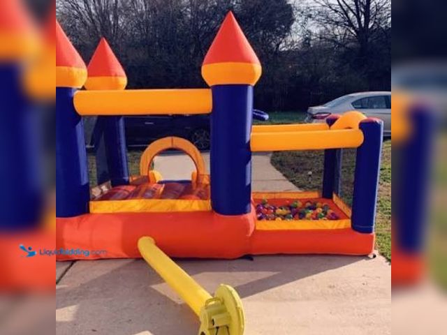 Lot 49-5549926 - Joymor Inflatable Bounce House Ages 3+ Unused
