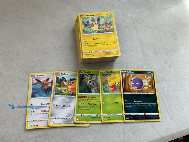 Lot 49-5350455 - Other LOT OF 80+ POKEMON CARDS FROM VARIOUS YEARS AND EVOLUTIONS LOADED WITH GREAT CARDS