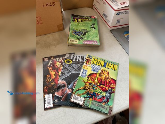 Lot 49-5515579 - Other LOT OF 20 COLLECTIBLE COMIC BOOKS FROM DC, MARVEL AND MORE INCLUDING AVENGERS, BATMAN, IRON MA...
