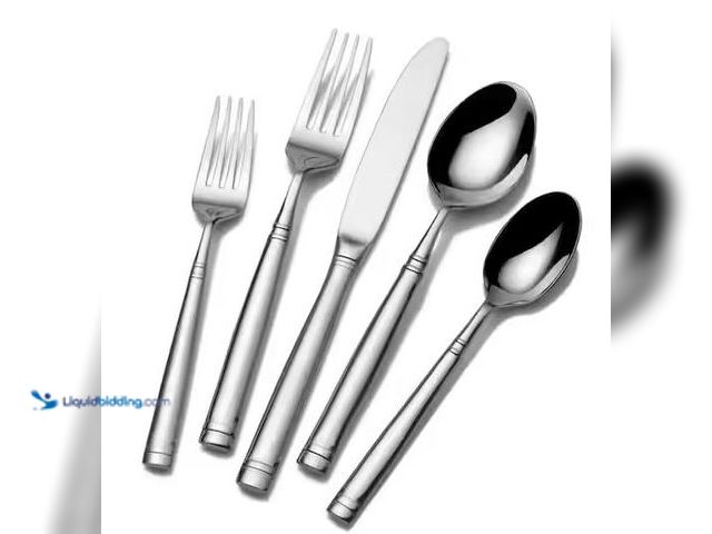 Lot 49-5478513 - Towle Living
Stephanie 42-Piece Stainless Steel Flatware Set (Service for 8) Internet # 327767195
...