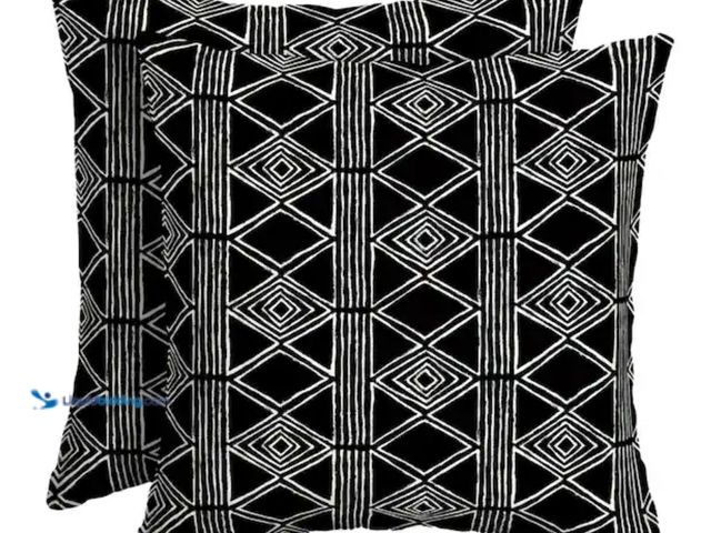 Lot 49-2000458 - Set of (4) ARDEN 16 in. x 16 in. Black Global Stripe Outdoor Square Throw Pillow, Model # ZN04554B-D...