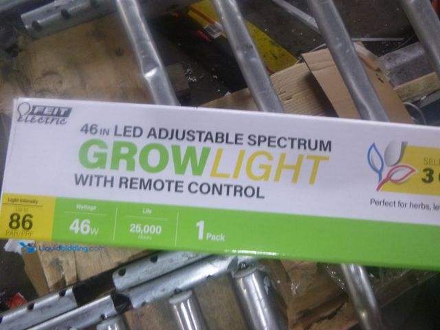 Lot 49-1514989 - Feit Electric 48 Inch Adjustable Spectrum LED Grow Light With Remote Control Model #GLP46ADJS/RF/40W...