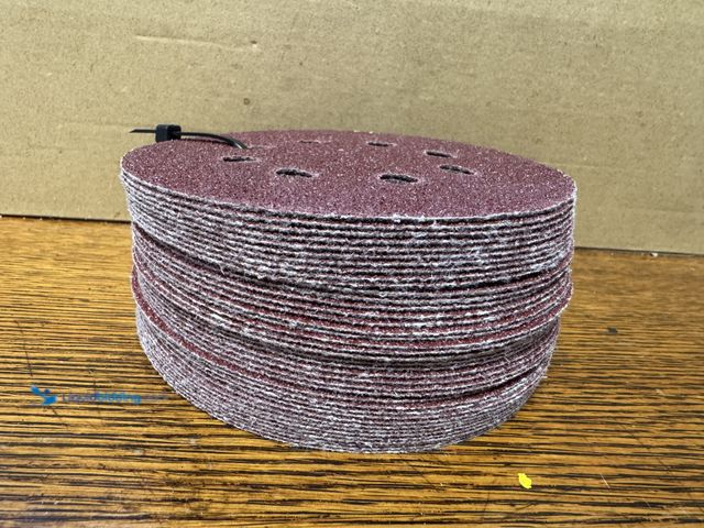 Lot 49-1814400 - 5-inch 40 grit  8-hole Sandpaper Track(40PCS)