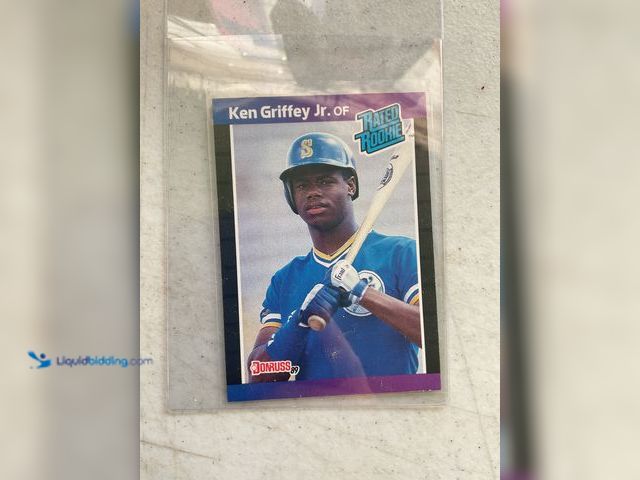 Lot 49-1505068 - COLLECTIBLE 1989 DONRUSS ROOKIE KEN GRIFFEY JR #33 BASEBALL CARD