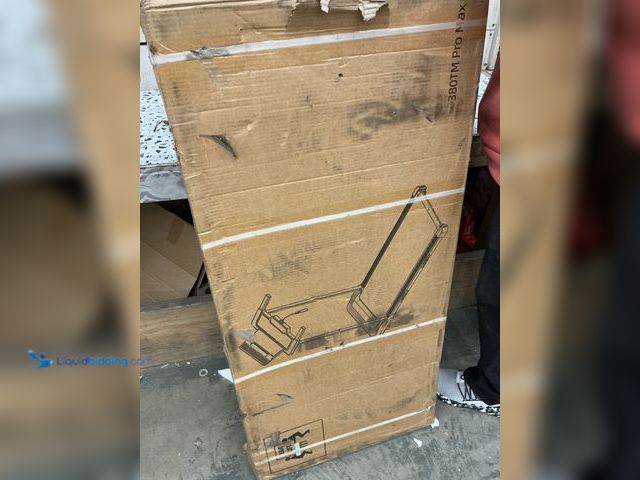 Lot 49-5485107 - 380TM PRO MAX Walking Pad.Used and dirty. Powers on.