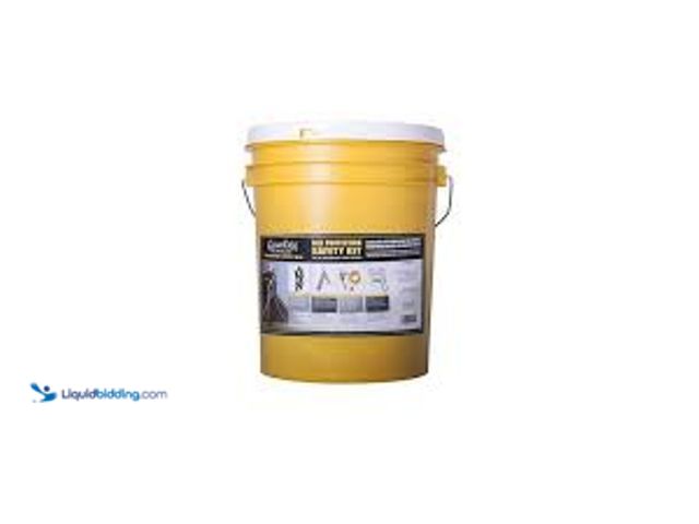 Lot 49-5475989 - Guardian Fall Protection Rooftop Safe-Tie Bucket Kit. Model # 00815-QC Unused