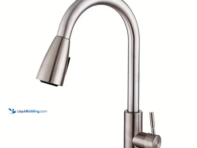Lot 49-1831436 - New Kitchen Faucet with Pull-Down And Extendable Function, new.